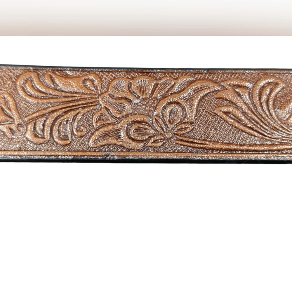 C.L. Genuine Leather Brown Embossed Floral Horse Belt Silver Buckle Size 38 - Picture 4 of 16